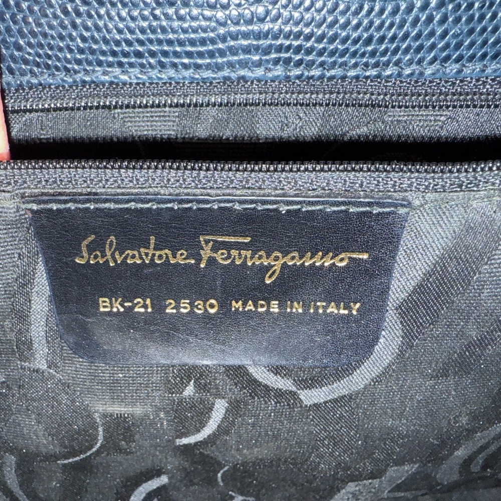 Salvatore Ferragamo Navy Vala 100% Authentic! - Picture 3 of 5